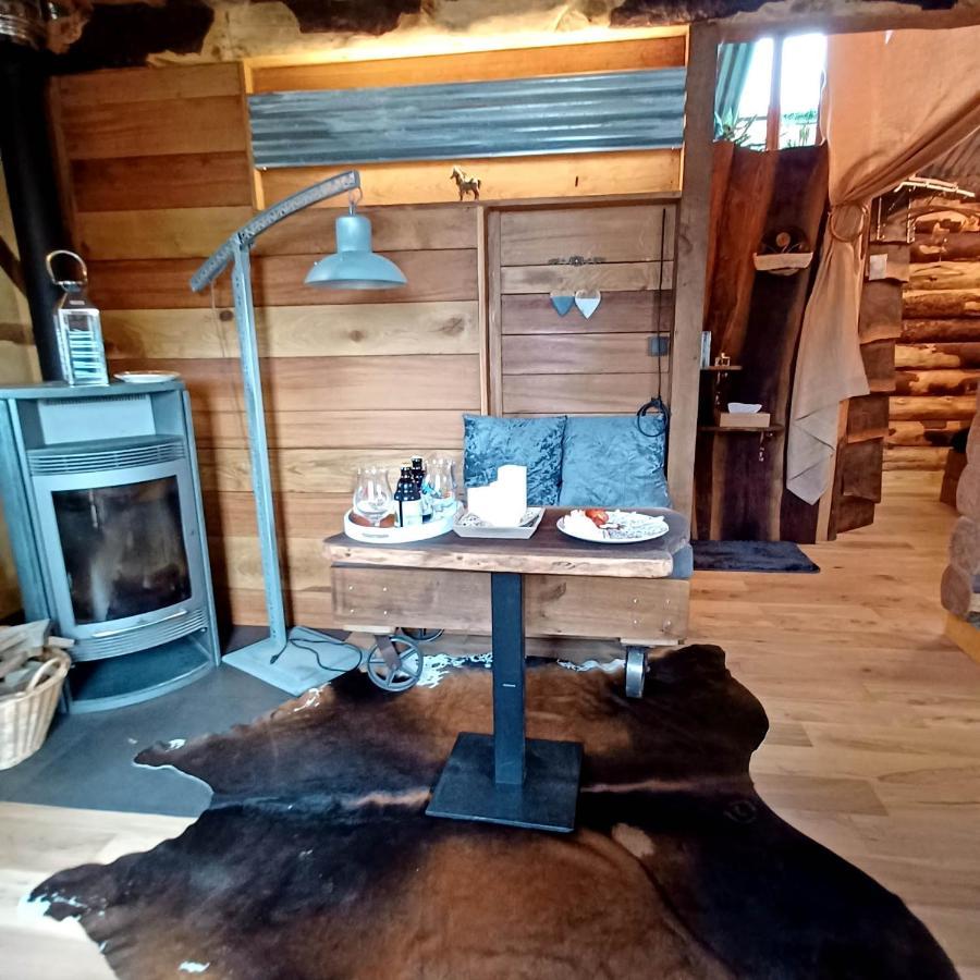 La Cabane Du Coing Visé Exteriér fotografie